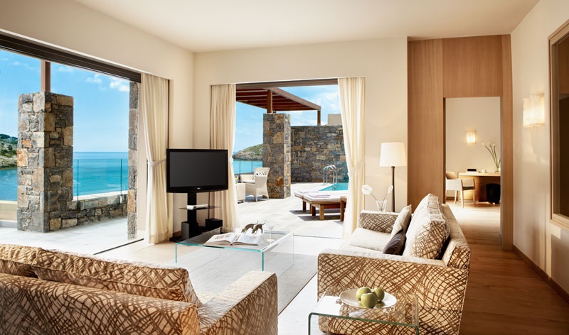 Daios Cove unveils new exclusive villa - The Mansion