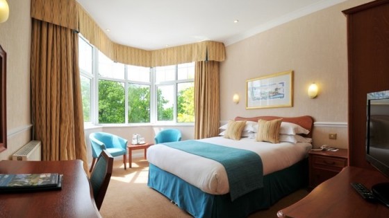 Superior Garden Double Room - Bromley Court Hotel