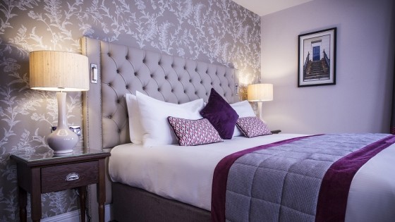 Cheltenham Park Hotel Bedroom