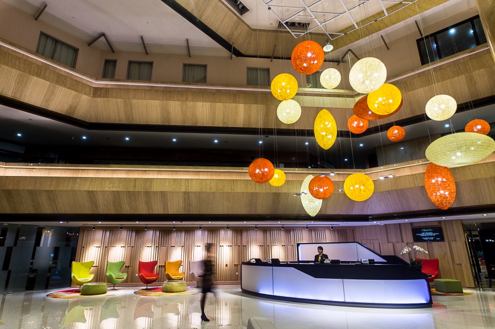 Furama City Centre unveils a fresh new concept to its Lobby