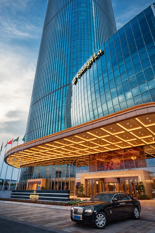 The 362-room Shangri-La Hotel, Yiwu opened on June 24 in the 52-story, mixed-use Yiwu World Trade Centre, the tallest building in Zhejiang Province