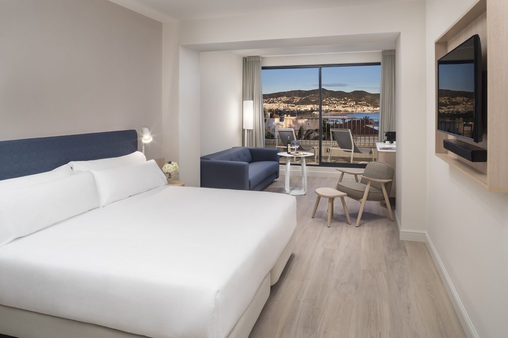 Luxury hotel brand offers guests 'ME-time' on Catalan ...
