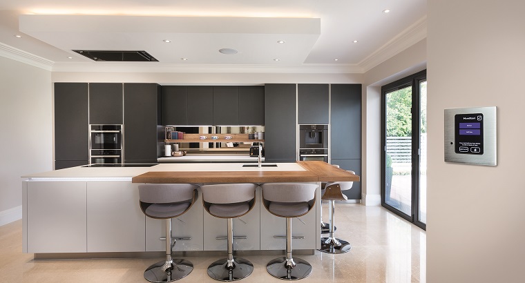 Modern kitchen with Hamilton's smart switch on the right