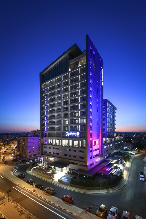 CASE STUDY: Lighting the facade of Radisson Blu Hotel, Larnaca • Hotel ...