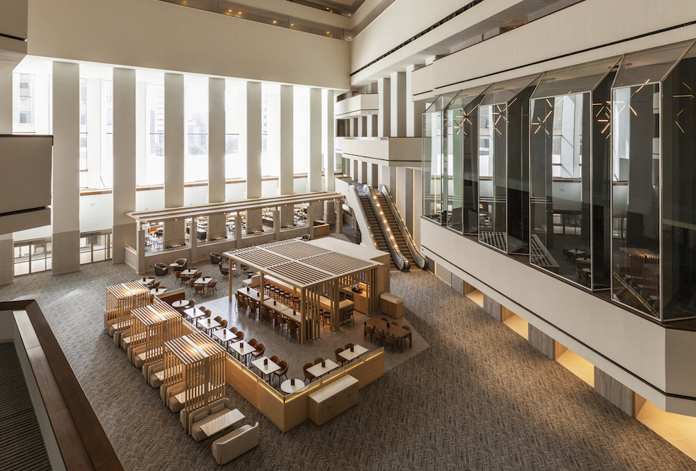 Image of lobby/bar area from balcony in atrium of Hyatt Regency Houston
