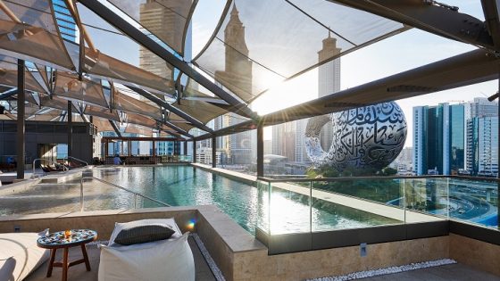 25 hours hotel one central rooftop pool in dubai