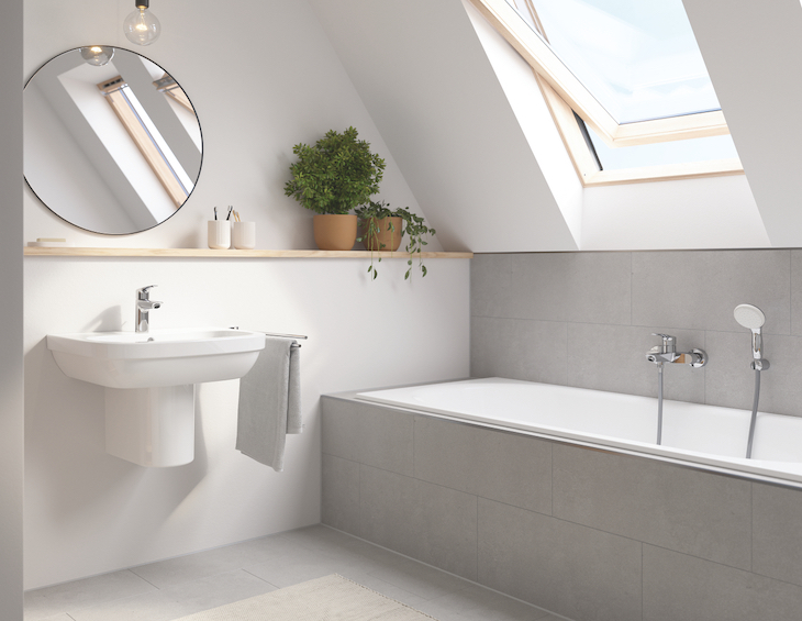 GROHE bathroom featuring Eurosmart basin mixer and Eurosmart single-lever bath-shower mixer