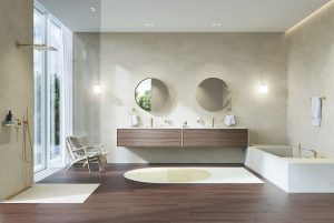 GROHE bathroom with biophilic elements in wooden surfaces and outdoor connection