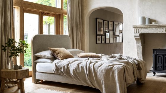 Naturalmat mattress with natural linen bedding