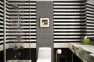 graphic black and white stripes in the bathroom at Park Lane New York