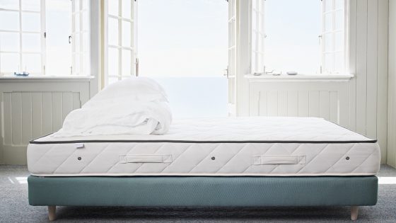 the lambswool mattress by Naturalmat in front of open doors and windows
