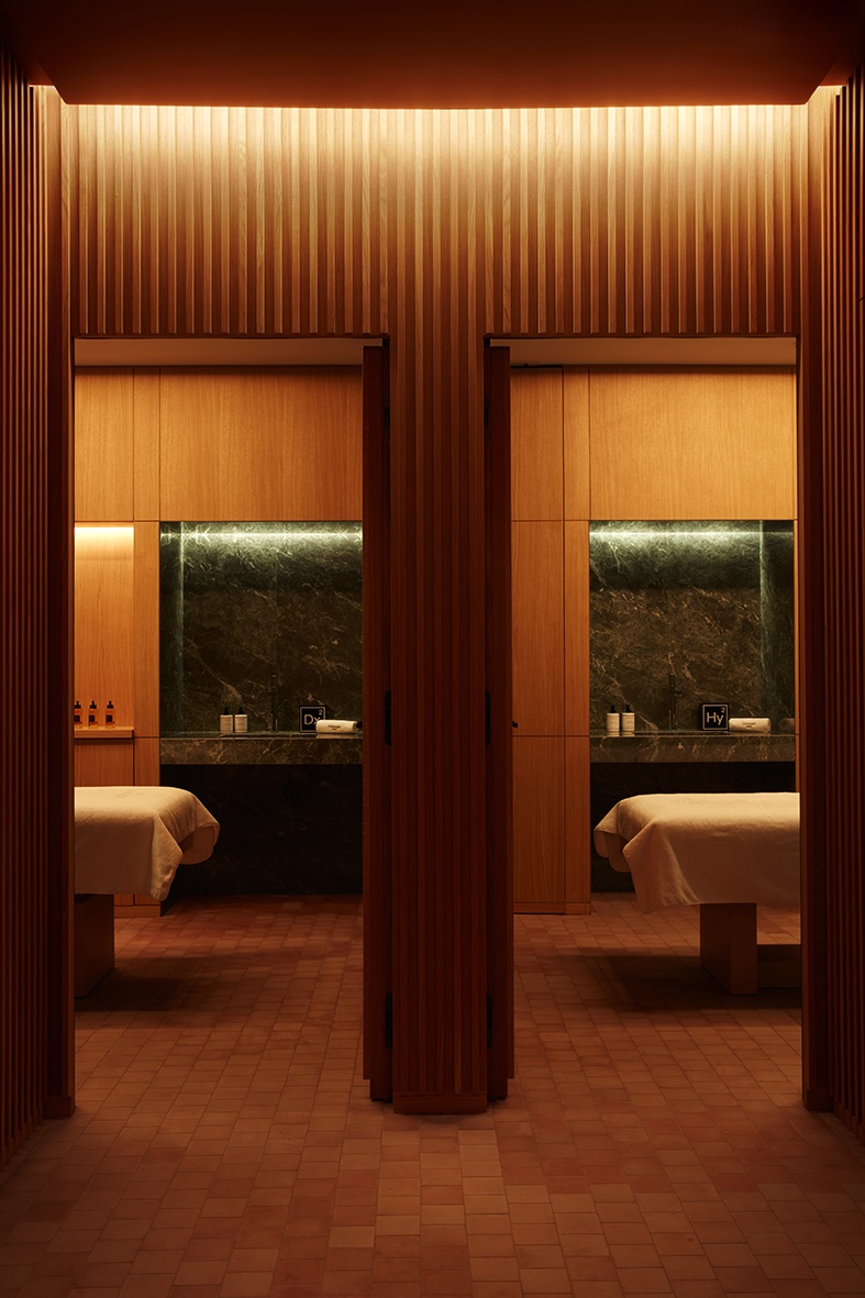 subtle luxury in the spa at SO/Paris
