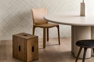 table and chairs with Pandan wallcovering by Arte