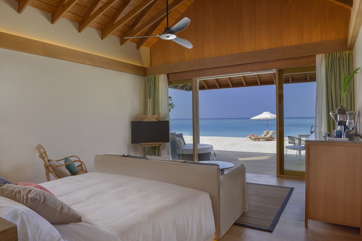 guestroom at Emerald FaaruFushi with view over lagoon