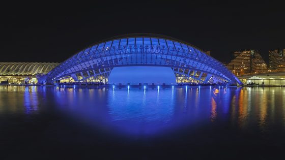 lighting brand LEDS C4 lights up the City of Arts and Sciences in Valencia in blue