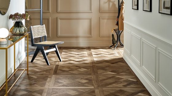 engineered oak flooring by Hyperion Tiles on hallway floor in herringbone pattern
