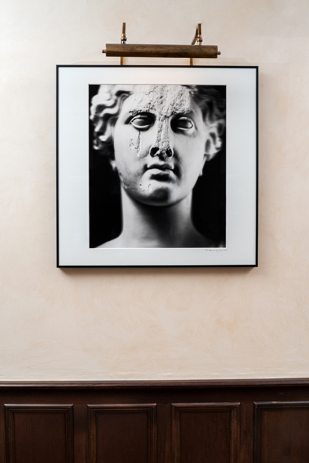 Mimmo Jodice image in black and white on the walls in Belmonds Grand Hotel Timeo
