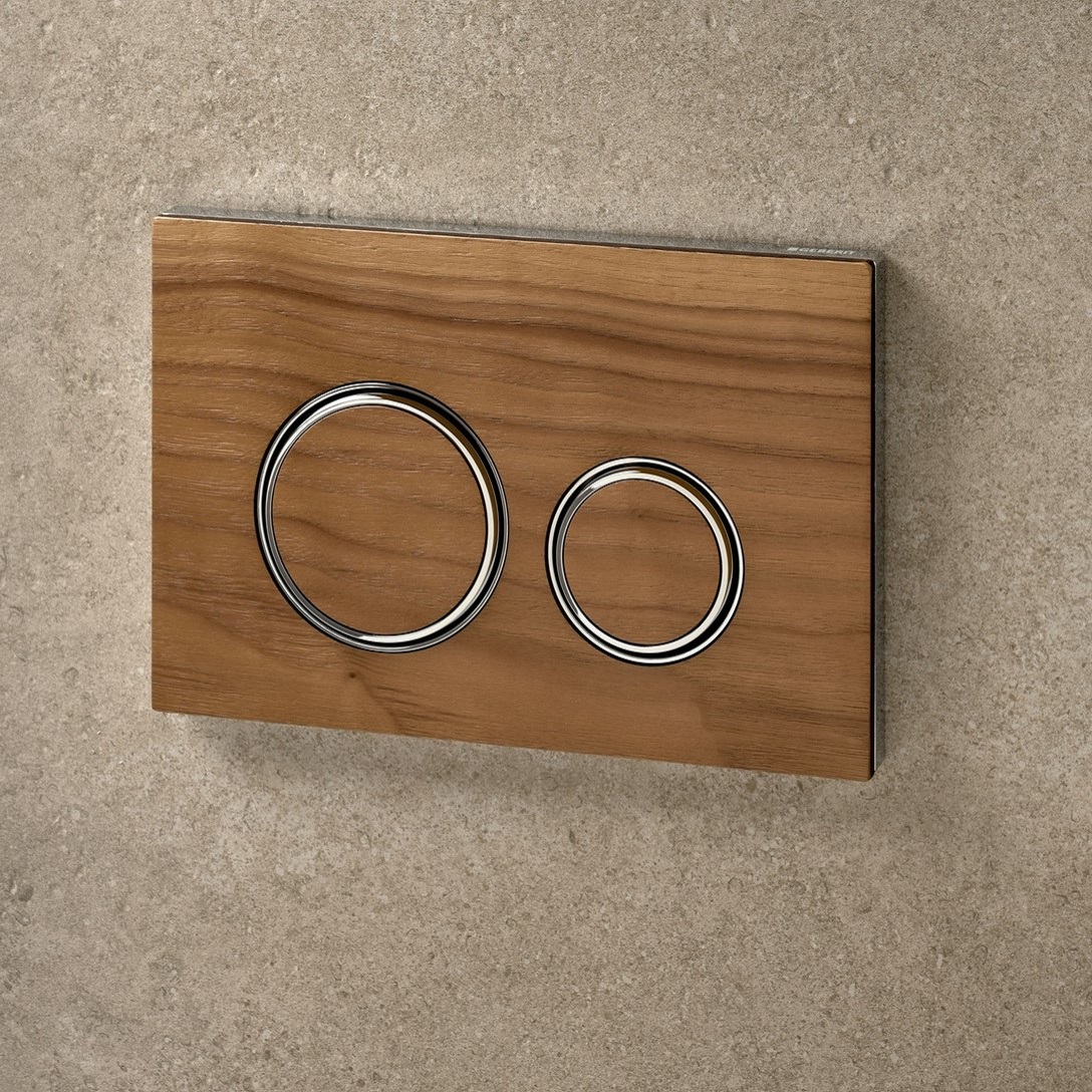 wood look flush plate from Geberit