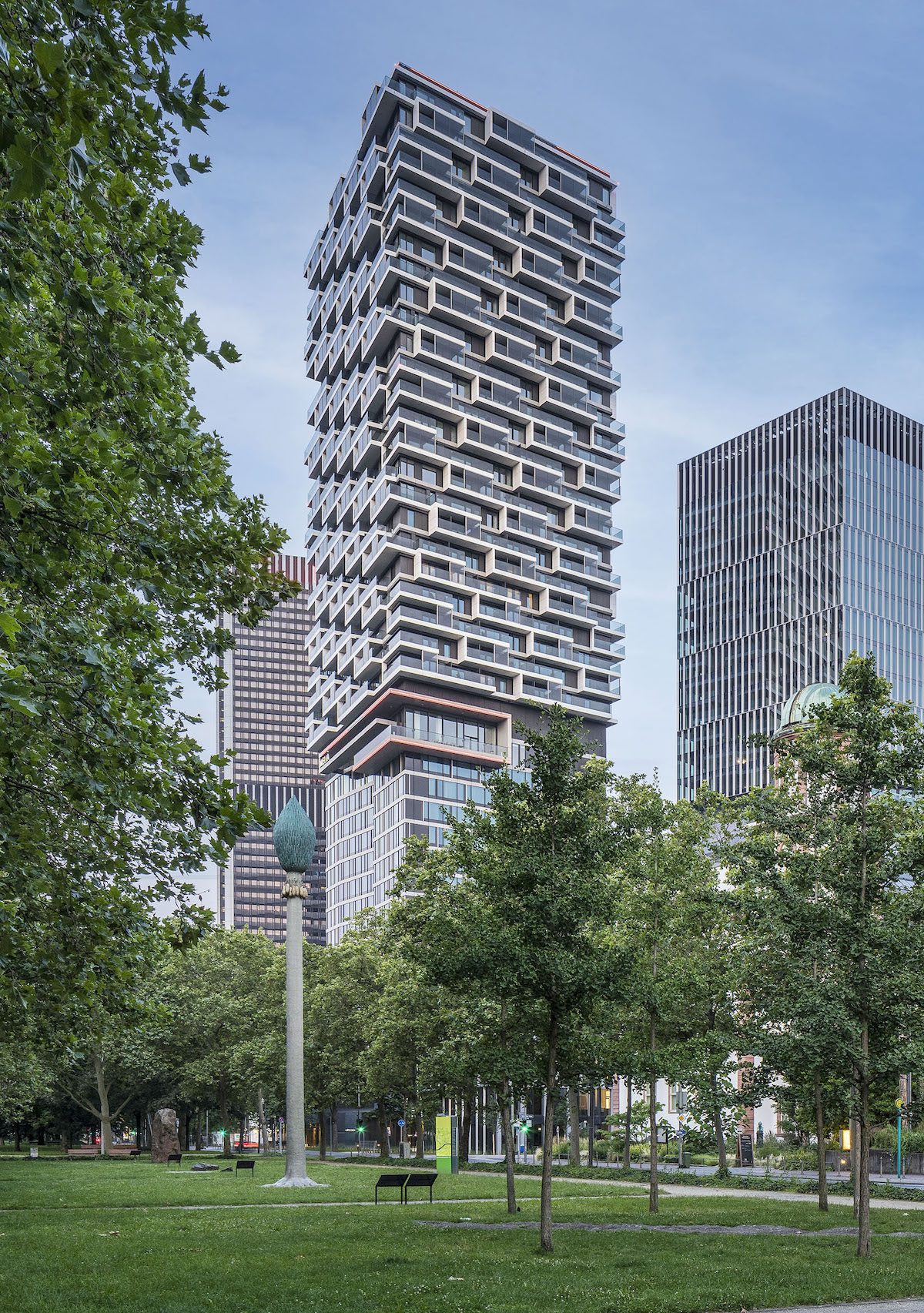 Jenga-like building in Frankfurt that shelters Melia Frankfurt City