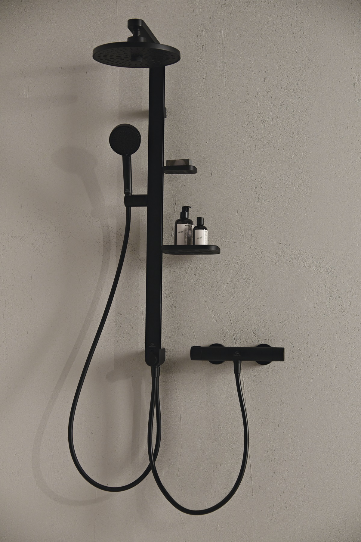 black shower unit with shower head, hand held shower in Alu+ range from Ideal Standard