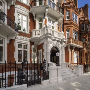 exterior facade and entrance to One Sloane hotel, London