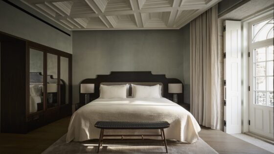 The Largo bedroom - architectural feature on the roof