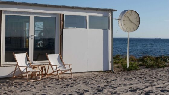 deckchairs on the beach in Denmark in front of the Arne Jacobsen bathhouse