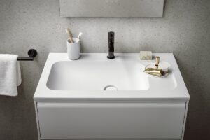 rectangular sunk basin with curved edges in Laufen MEDA collection with taps from same range