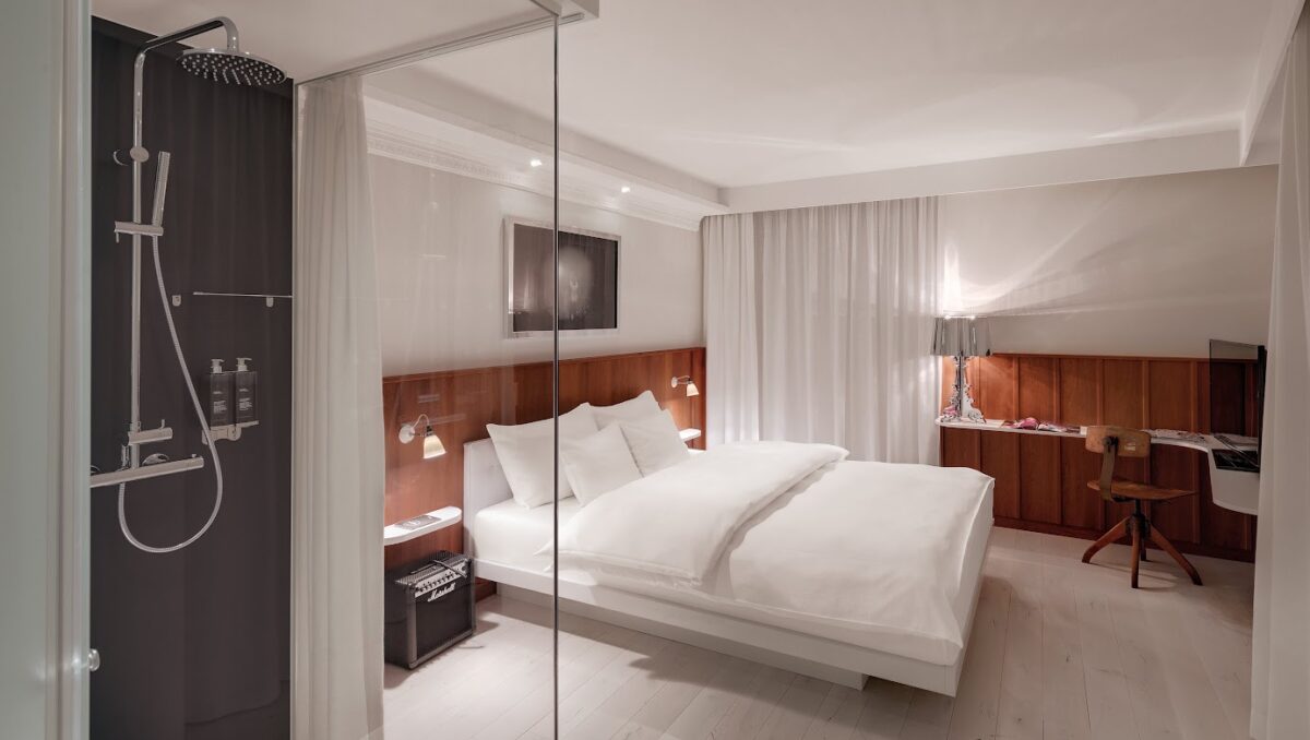 ruby hotels bedroom