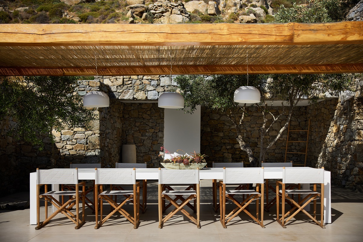 outdoor dining in terrace at nammos villas mykonos