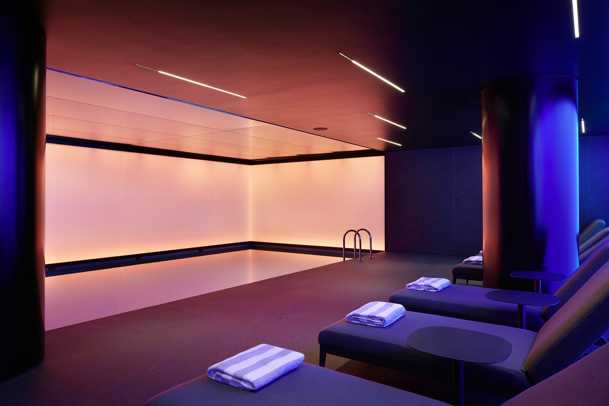 sleek lines and mood lighting in spa and gym in art’otel London Hoxton