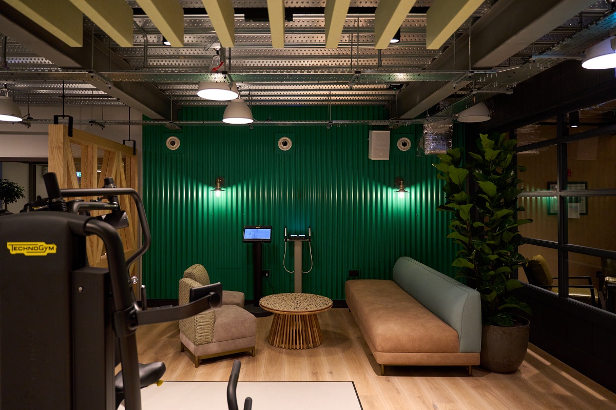 industril finishes and green metal wall in fitness studio at calcot spa