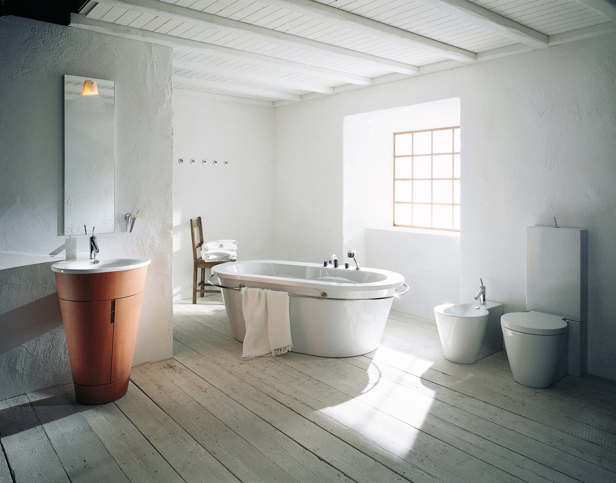 light filled bathroom 'salon d'eau' designed by Starcke for AXOR