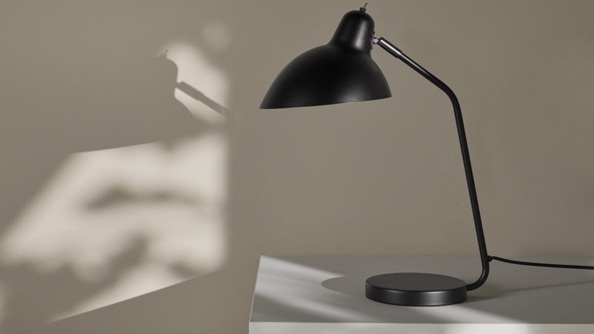 silhouette of anglepoise style table lamp from BoConcept