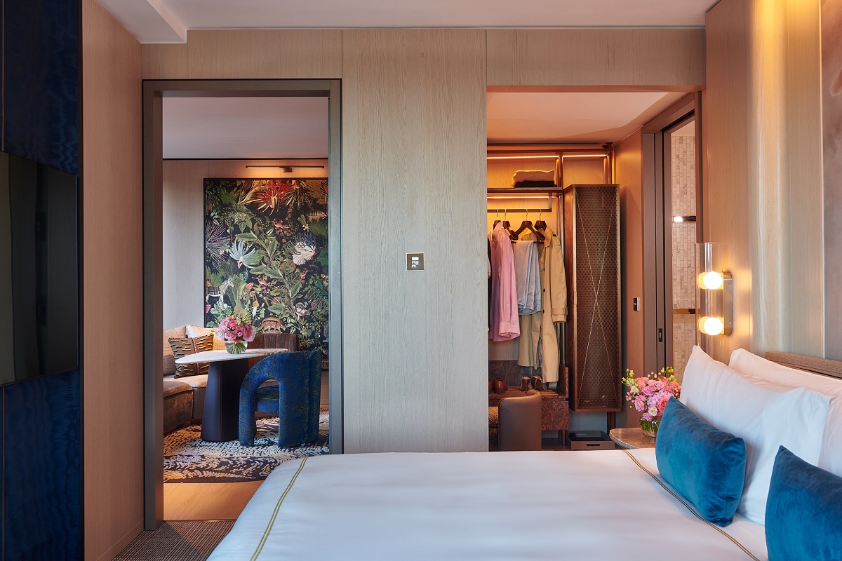 The Wallbrook suite in Pan Pacific London designed by Singapore-based FDAT