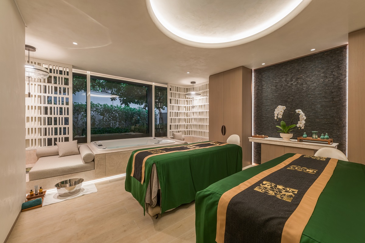 black and sand interior design scheme in Banyan Tree spa Dubai