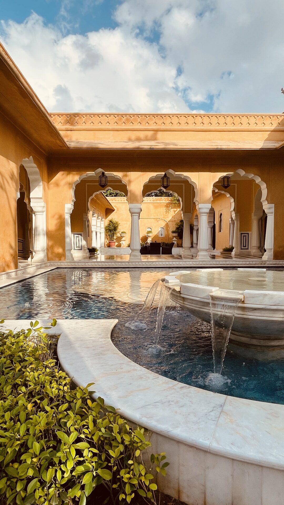 arches and fountains in hotel courtyard