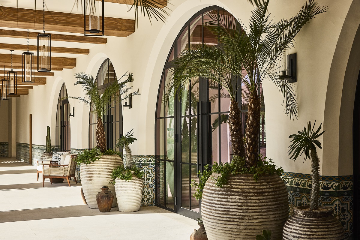 arched metal framed doors in entry to Four Seasons Cabo