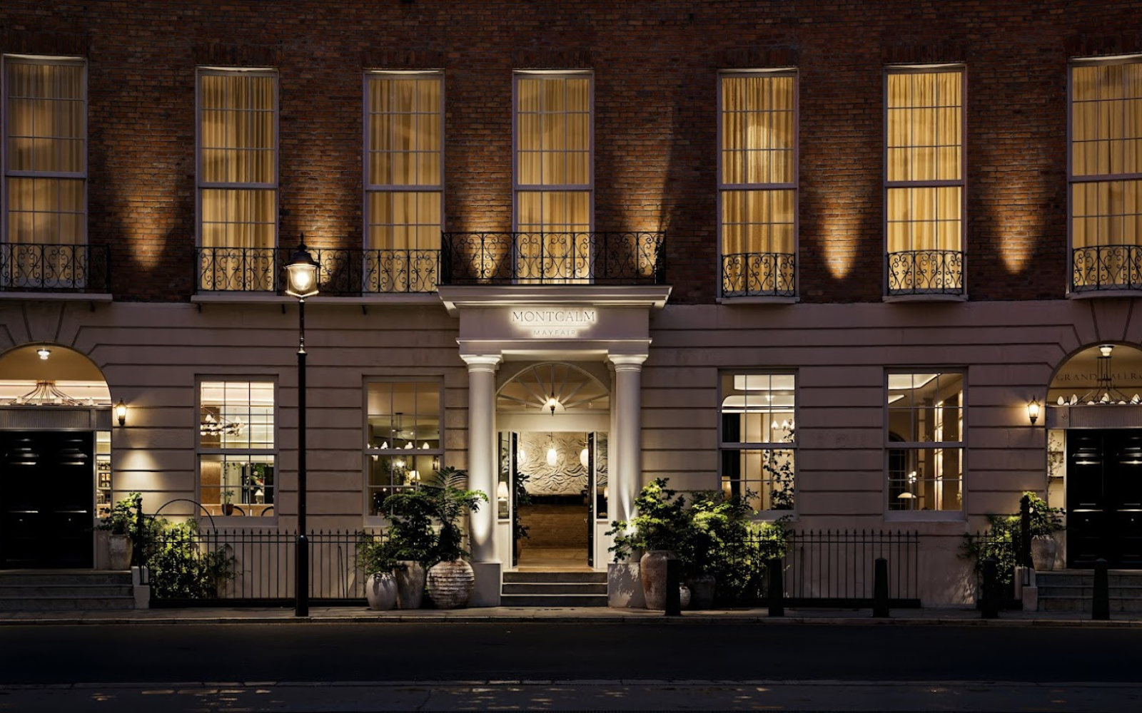 Georgian exterior of the Montcalm Mayfair, at night