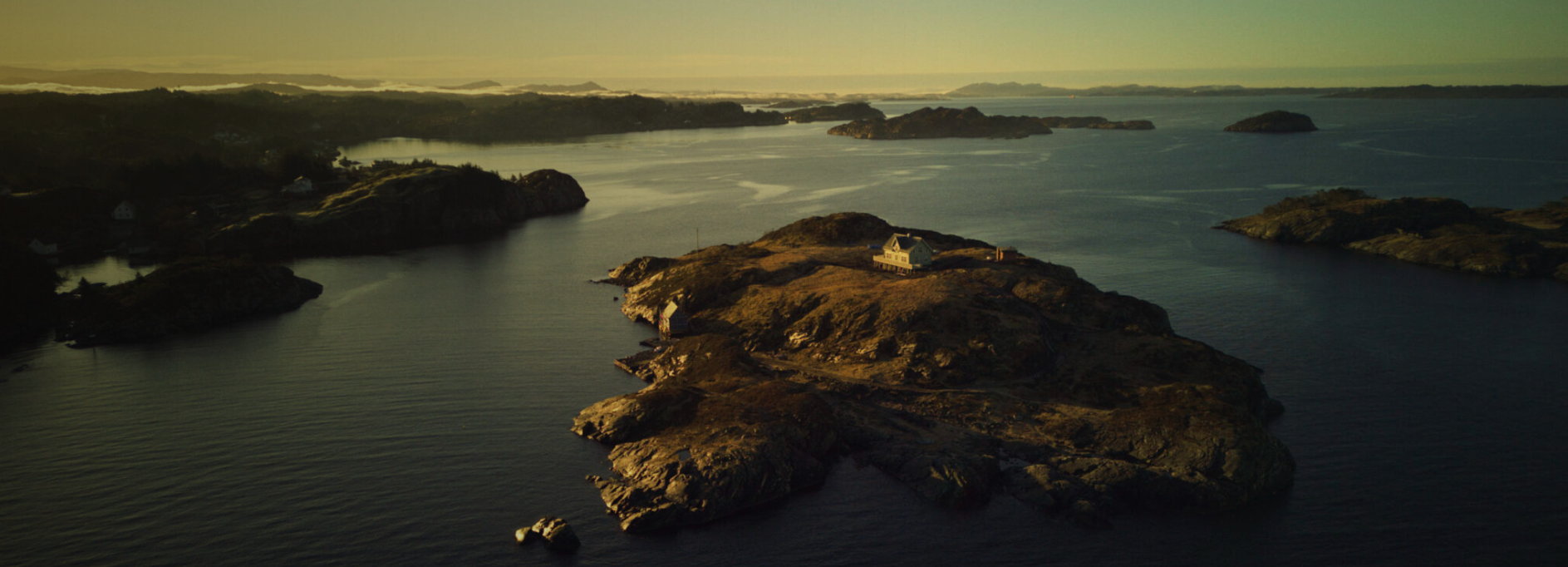 Small, 10-person hotel set on a Norwegian archipelago. 2025 hotel opening