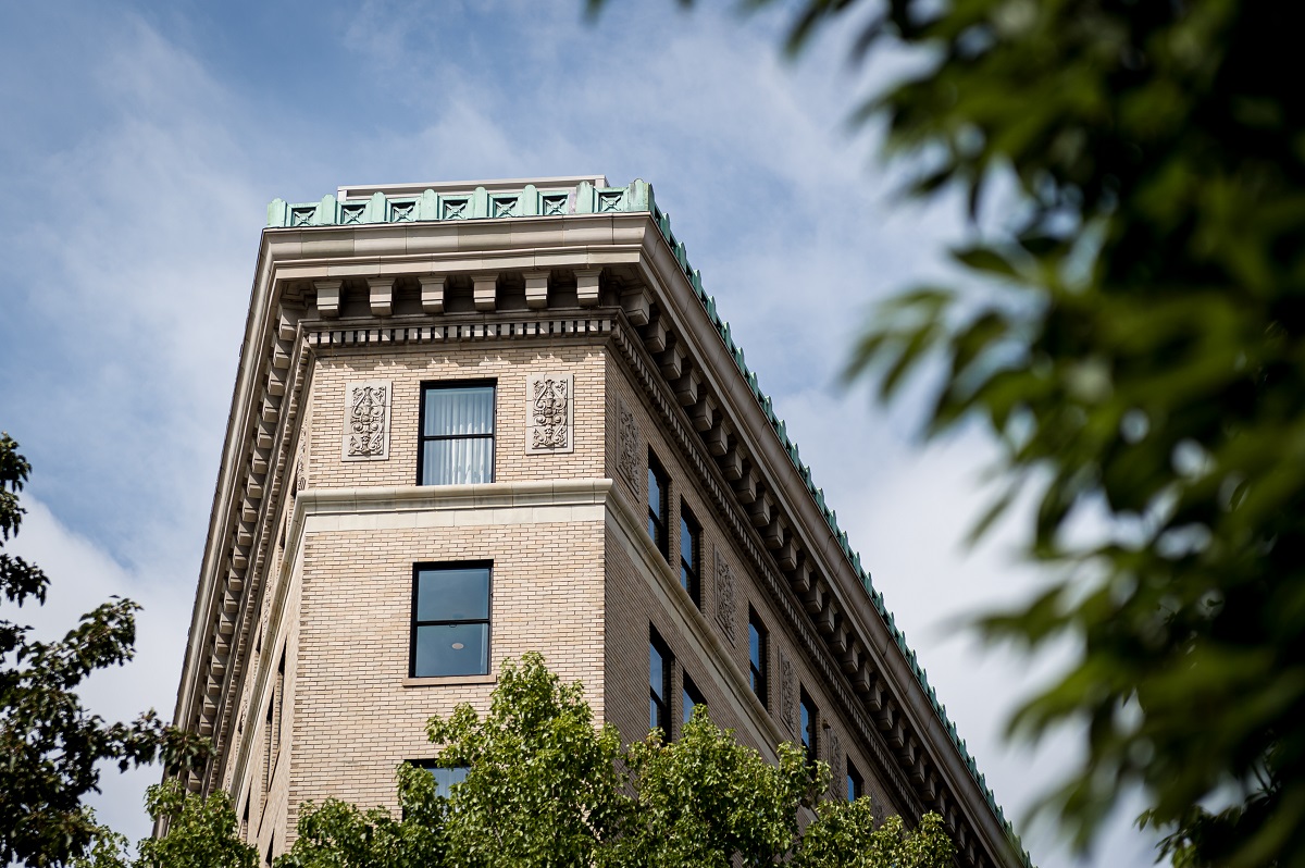 exterior of Asheville Flat Iron Hotel