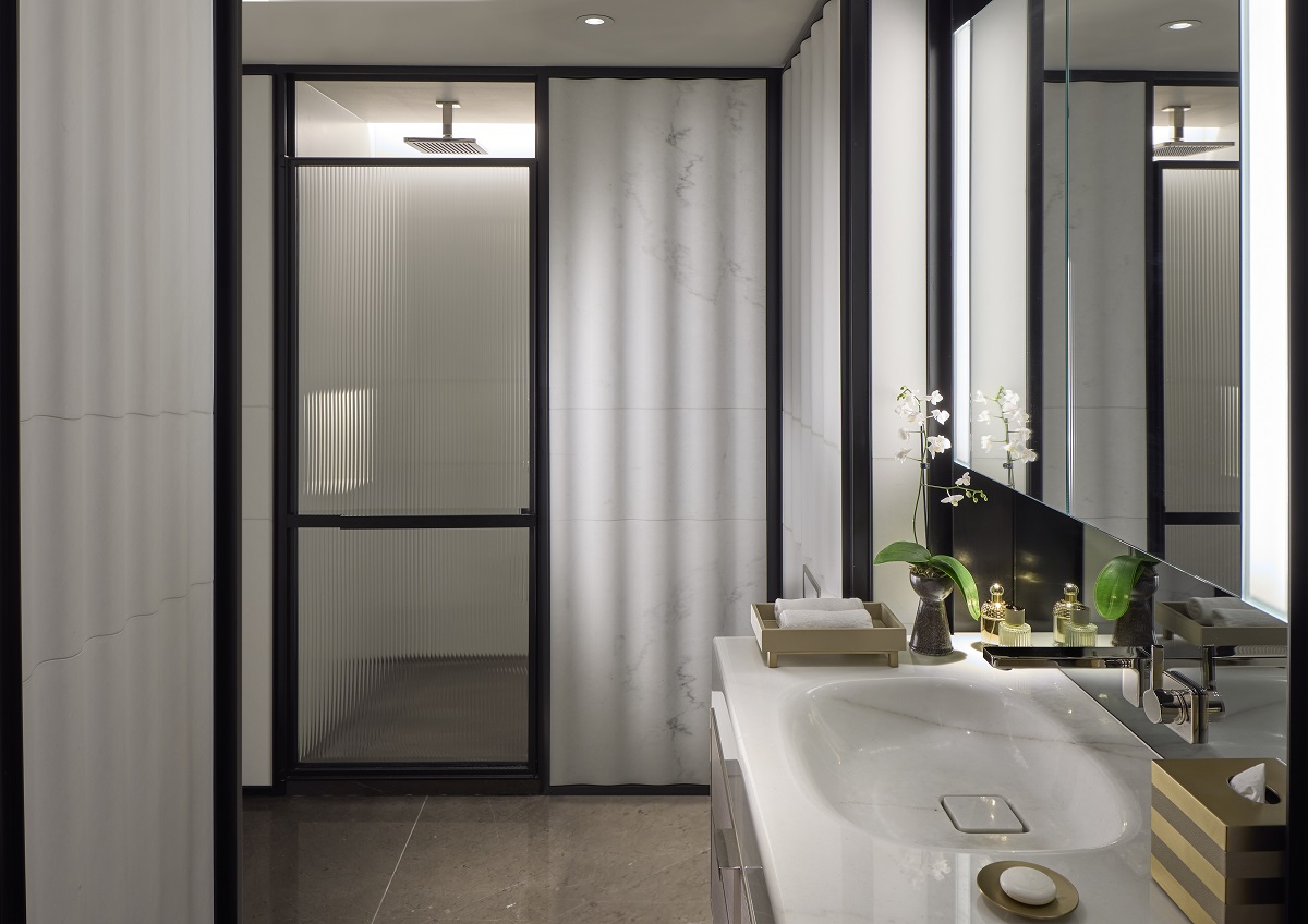 black and white bathroom design in Mandarin Oriental Mayfair Residences