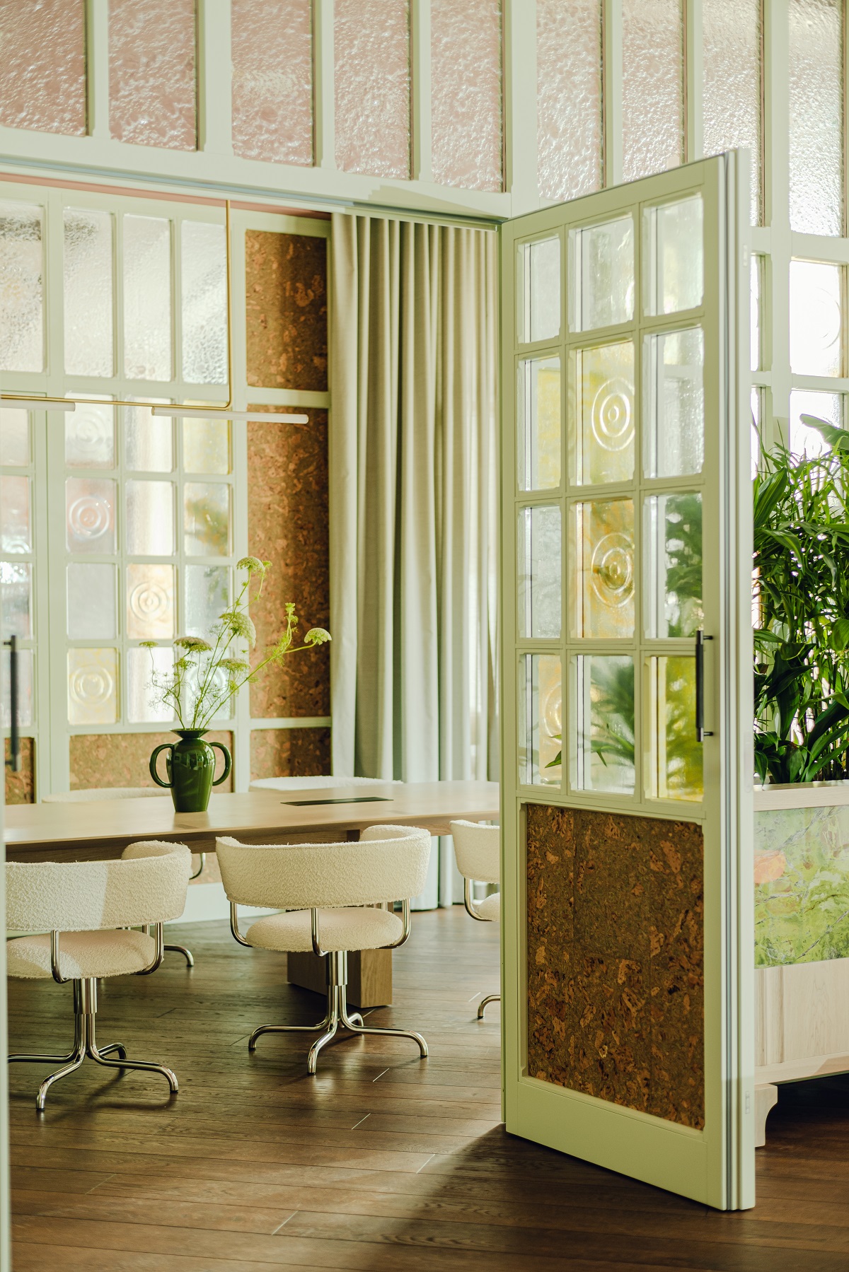 co-working area in PURO Poznan