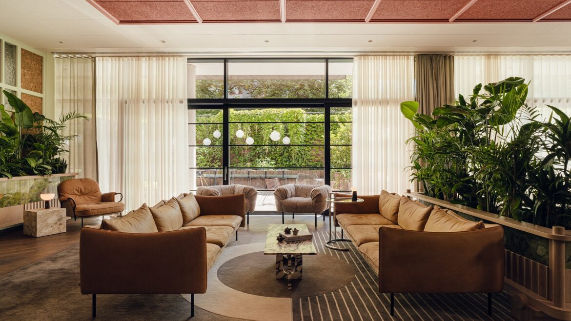 lounge seating, leather sofa, patterned rug in PURO Poznan