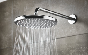 Close up of GROHE rainfall shower head with water on