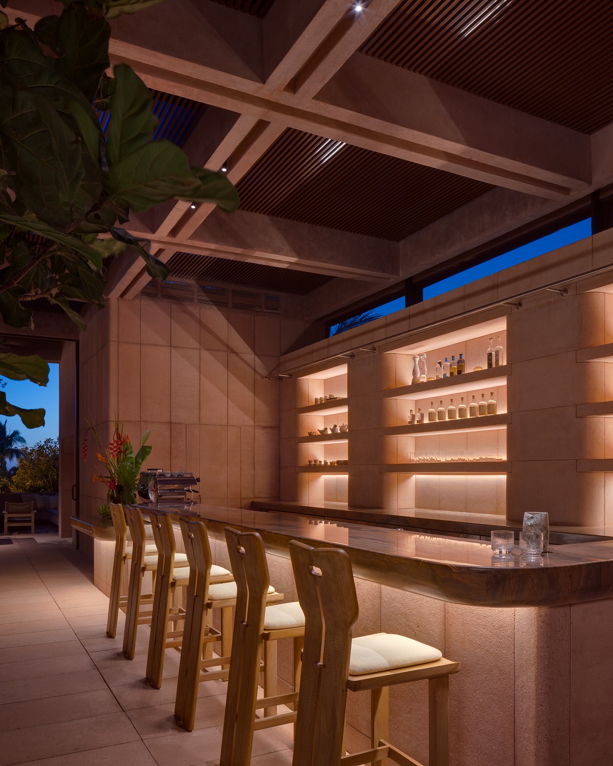 bar and wooden chairs in Rubra