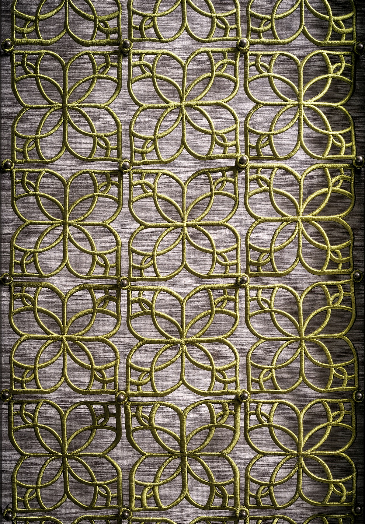 floral motif detail on screen for Chinese restaurant design Four Seasons Hotel Hangzhou