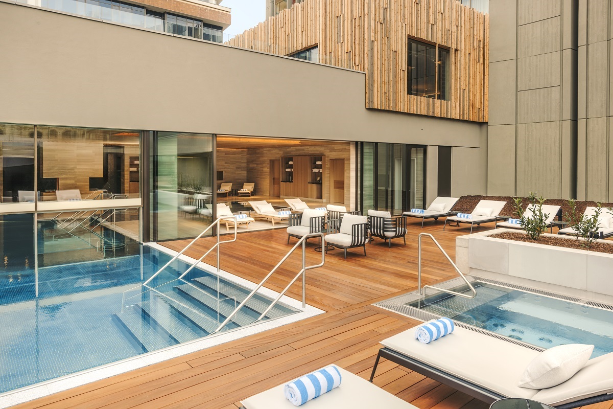 outdoor swimming pool at Fairmont Golden Prague