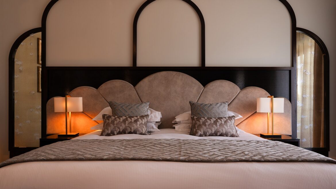 art deco inspired bed and lighting in Crossbasket Castle