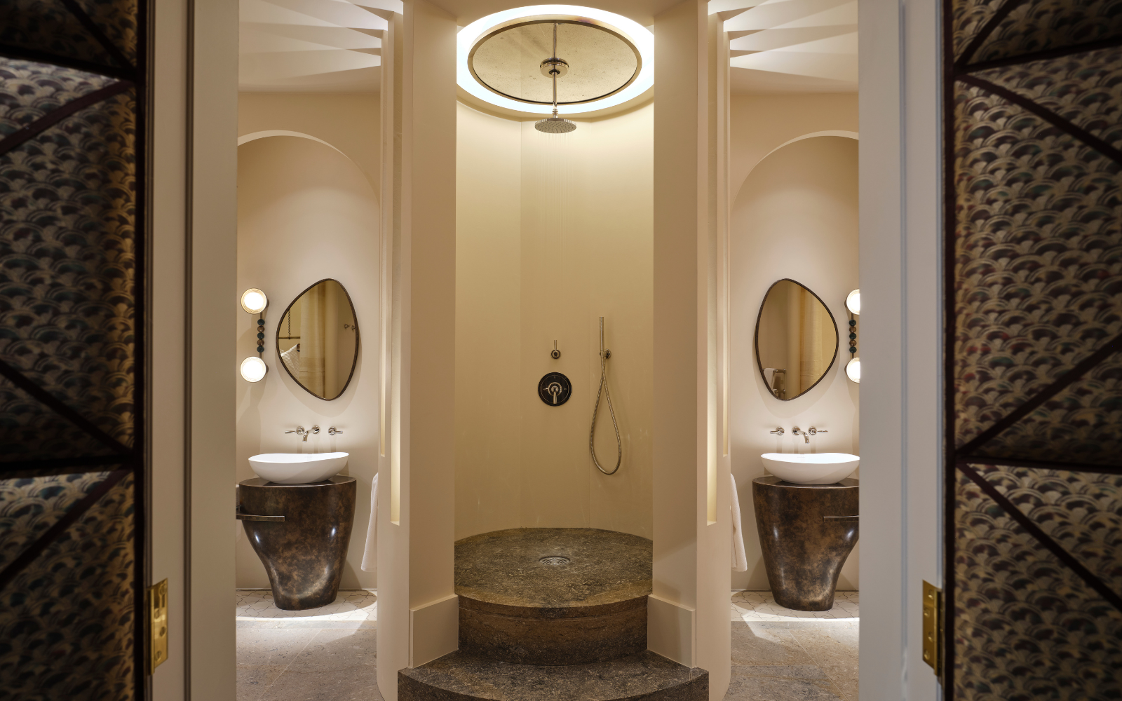 Principal Bathroom at WOW!house 2025, by House of ROhl x 1508 London